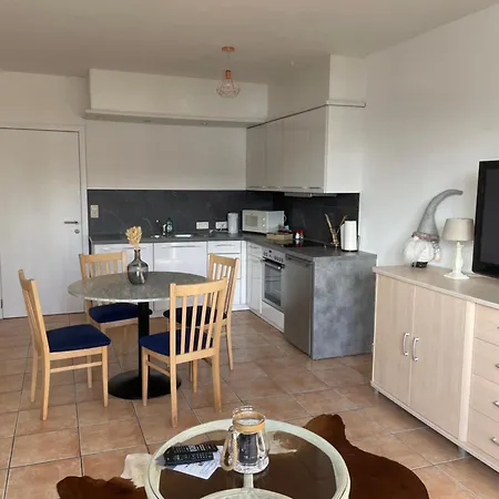 Mac Auliffe Apartment